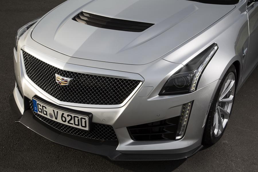 Детали экстерьера Cadillac CTS-V 2015 года  (WW) (фото 16 из 18)